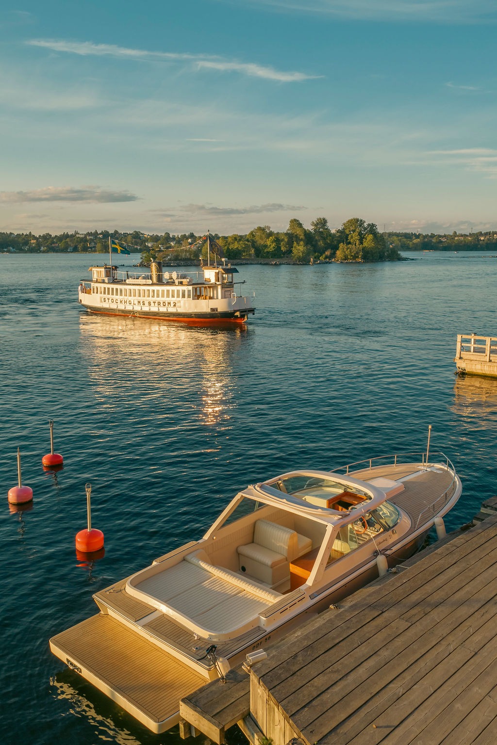 stockholm watertaxi Azzura - 12 gäster